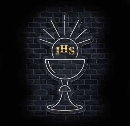 Hostia i kielich jako świetlna dekoracja