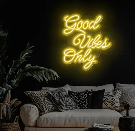 neon Good Vibes Only na ścianę