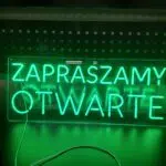 Neon Zapraszamy Otwarte – świetlny komunikat przyciągający klientów - obrazek 4