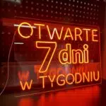 🕐 Neon otwarte 7 dni – jasna informacja dla klientów - obrazek 4