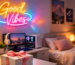 neon LED na prezent dekoracja do pokoju z napisem Good Vibes
