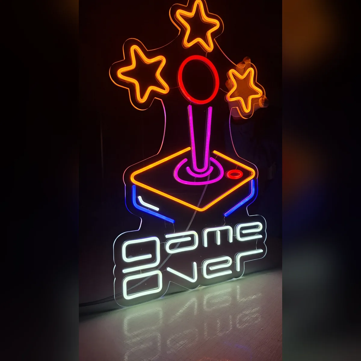 Neon LED Game Over z joystickiem i gwiazdkami