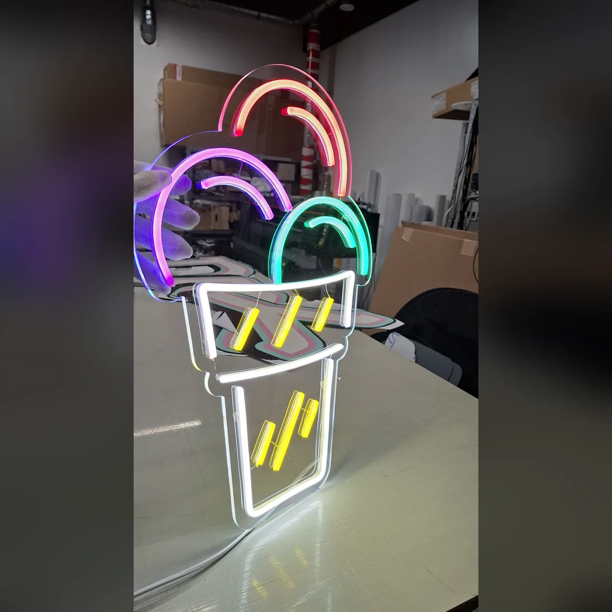 Neon LED kolorowe lody w rożku